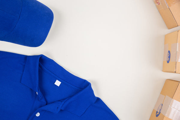 WELCOME KIT E EMPLOYER BRANDING: COME L'ABBIGLIAMENTO AZIENDALE PERSONALIZZATO CREA SENSO DI APPARTENENZA NEL TEAM