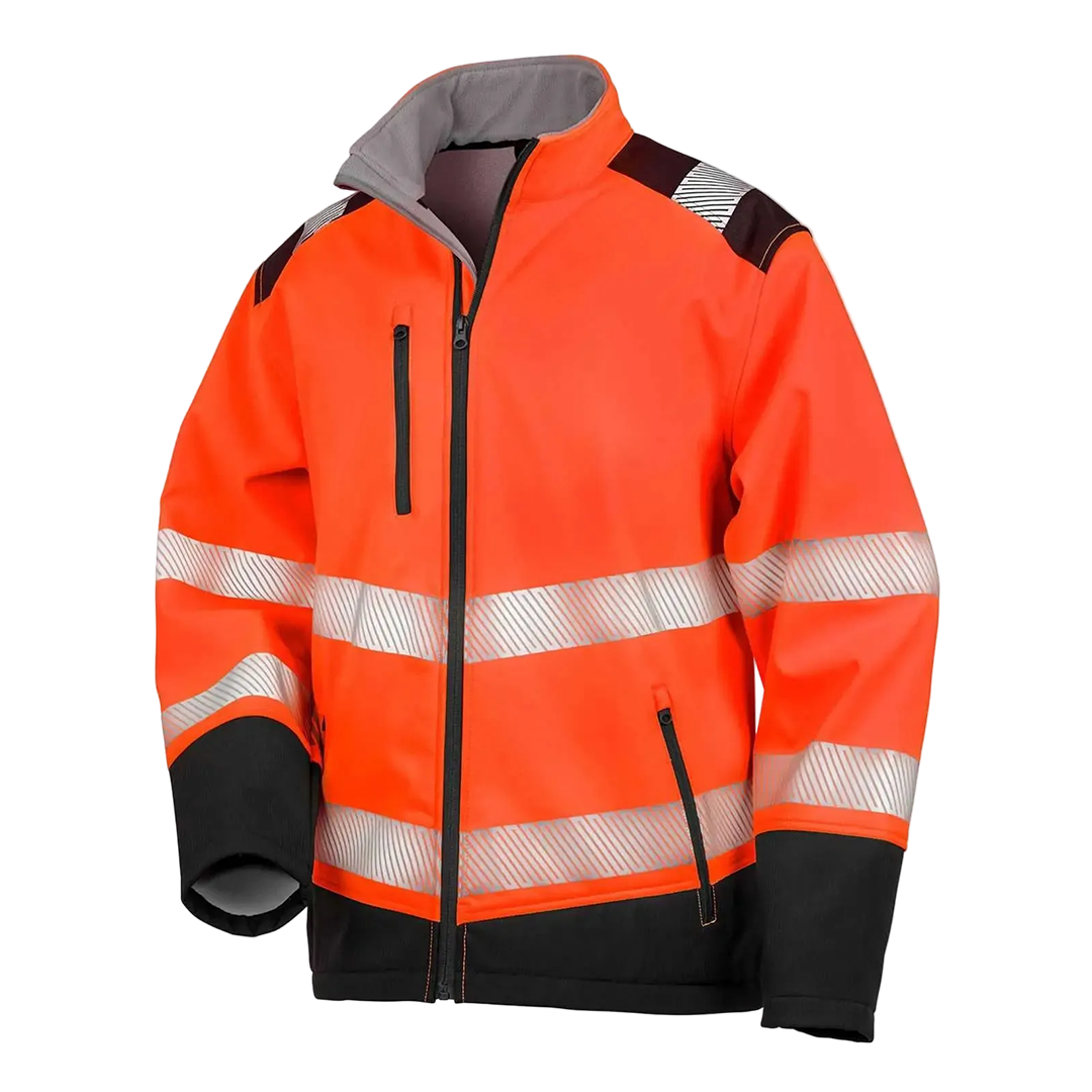 Giacche, Softshell e Smanicati Aziendali Personalizzati: Guida alla Scelta per la Mezza Stagione